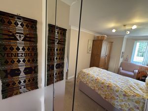 Bedroom- click for photo gallery